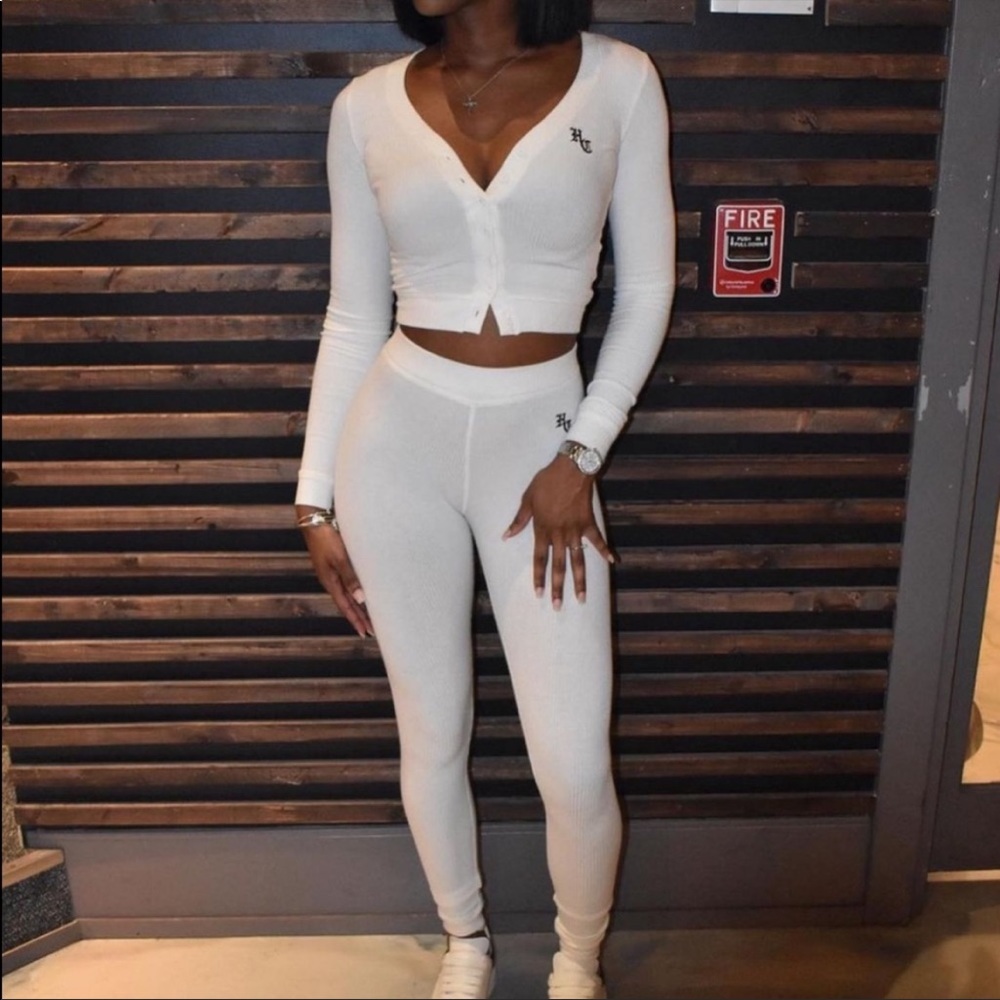 COPY hidden cult white set